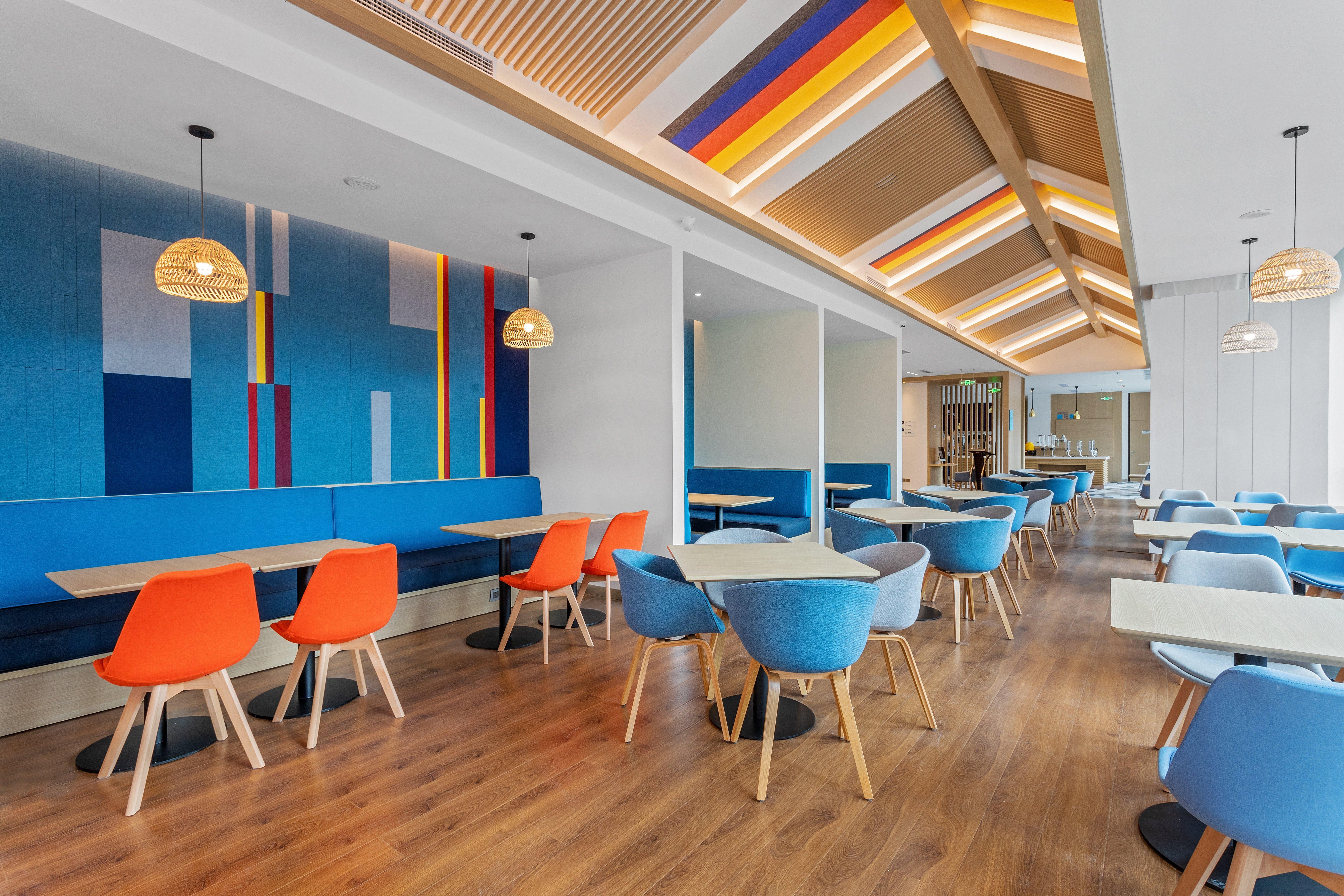 Holiday Inn Express Dali Xiaguan By Ihg Exterior foto