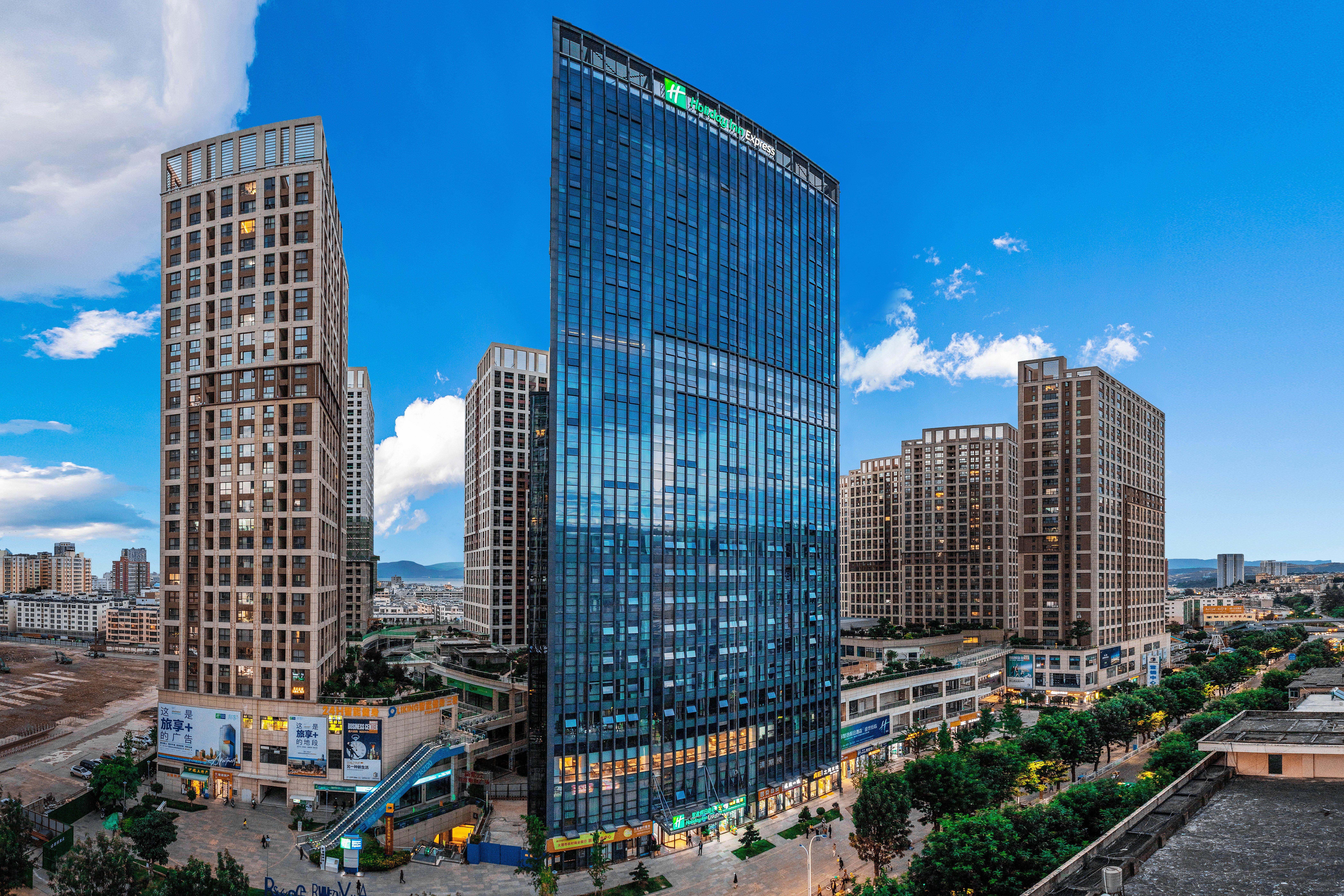 Holiday Inn Express Dali Xiaguan By Ihg Exterior foto